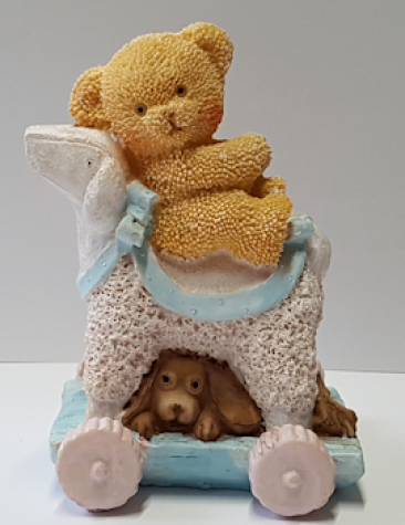 Dekofigur Babybär mit Schaukelpferd und Hund
