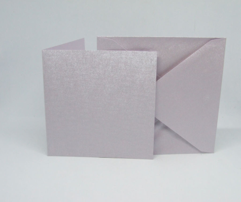 4 Quadratische Karten mit Umschlag - lila perlmutt